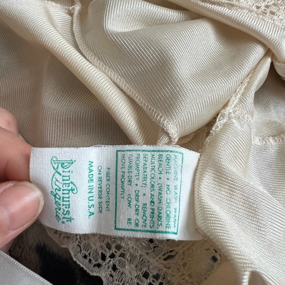 Vintage Pinehurst 60s Lingerie Slip - Picture 10 of 10